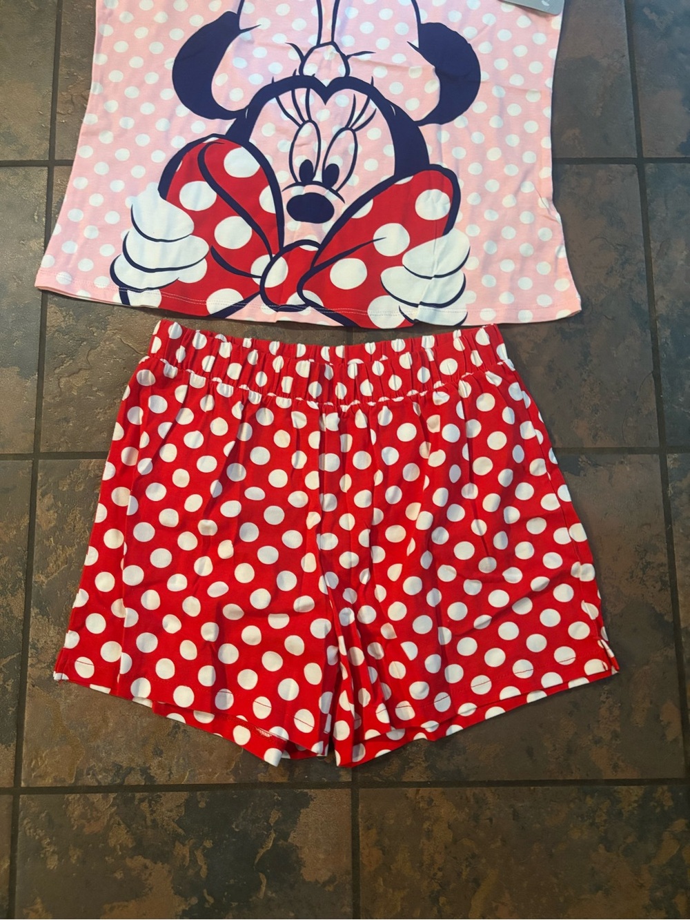 💜Pink Minnie Mouse Polka Dot Pajama Set - Pink & Red - Picture 2 of 4